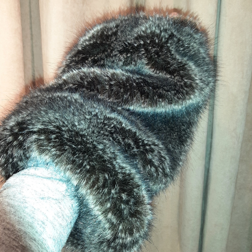 Fur Muff - image 1